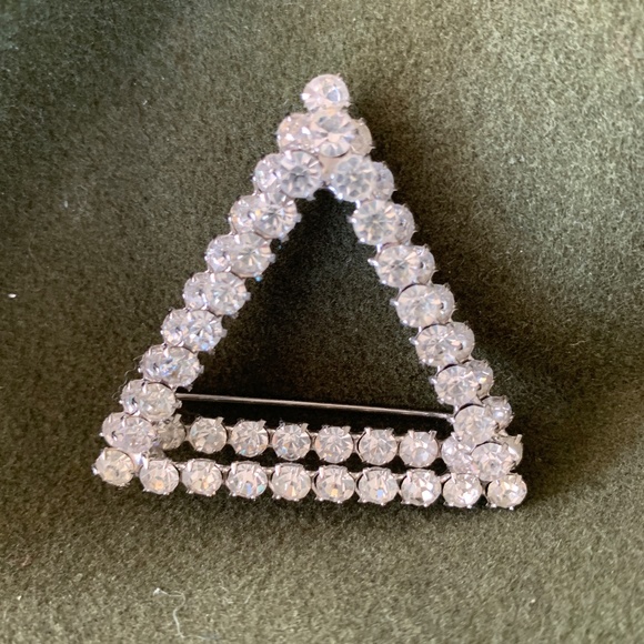 Triangle Double Layer Prong Set Rhinestone Pin Brooch - Picture 2 of 10